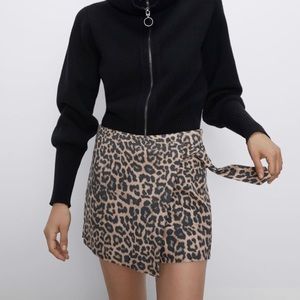 Zara Leopard short/ skorts
